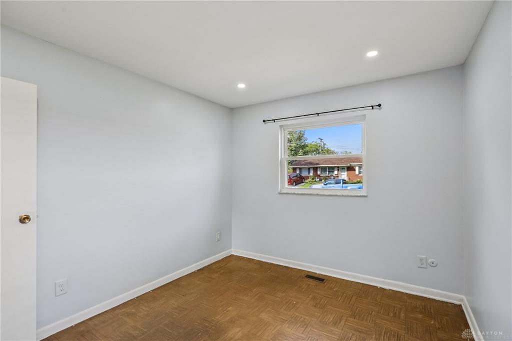 7106 Chatlake Property Photo 28