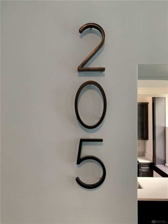 1 E Main 205 Property Photo 10