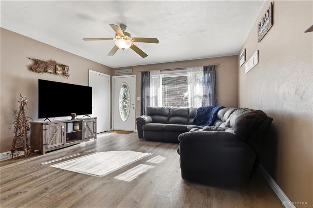 2141 W Mile Property Photo 6