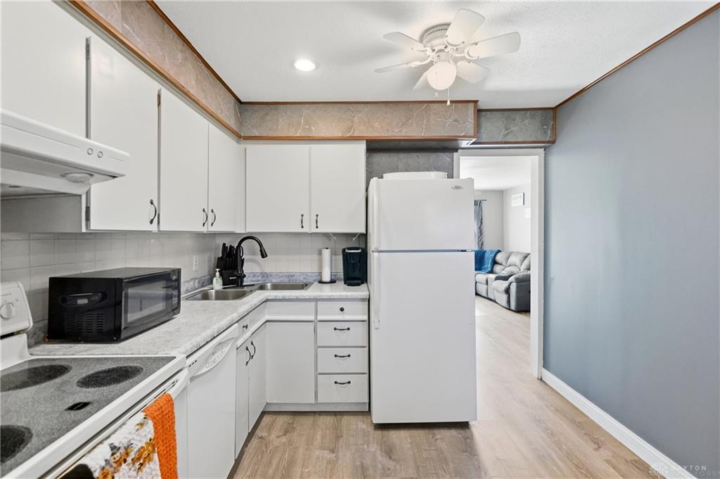 2141 W Mile Property Photo 15
