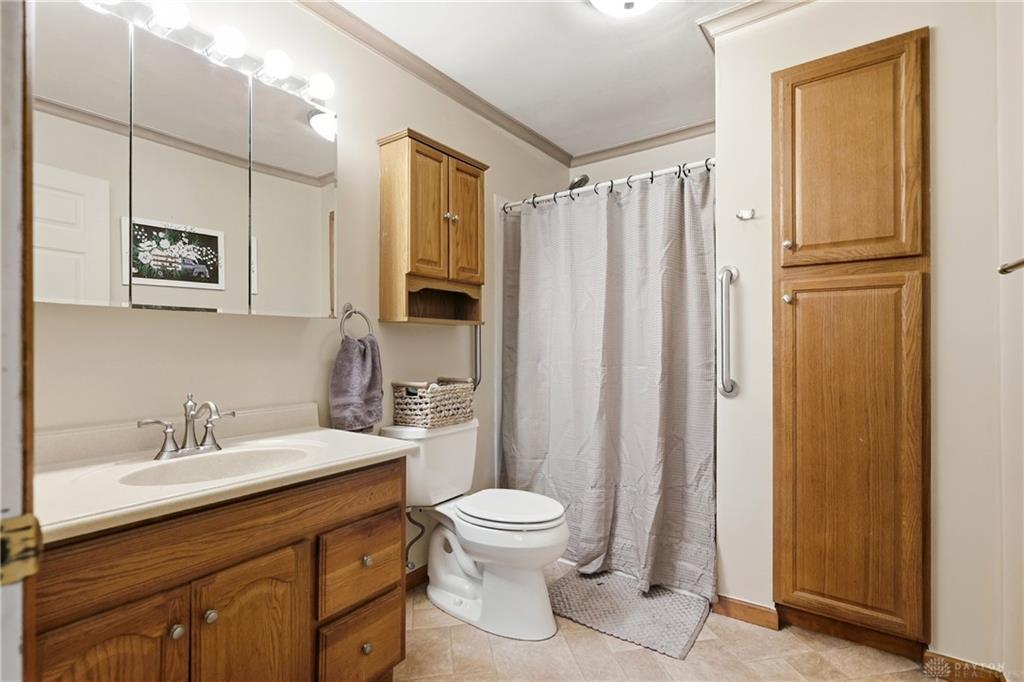 2141 W Mile Property Photo 28