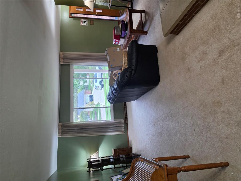 406 E Edgewood Property Photo 8