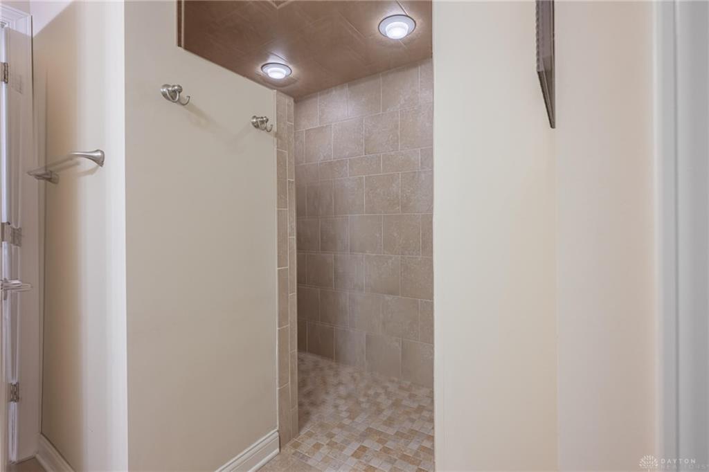 2795 Silver Maple Property Photo 16