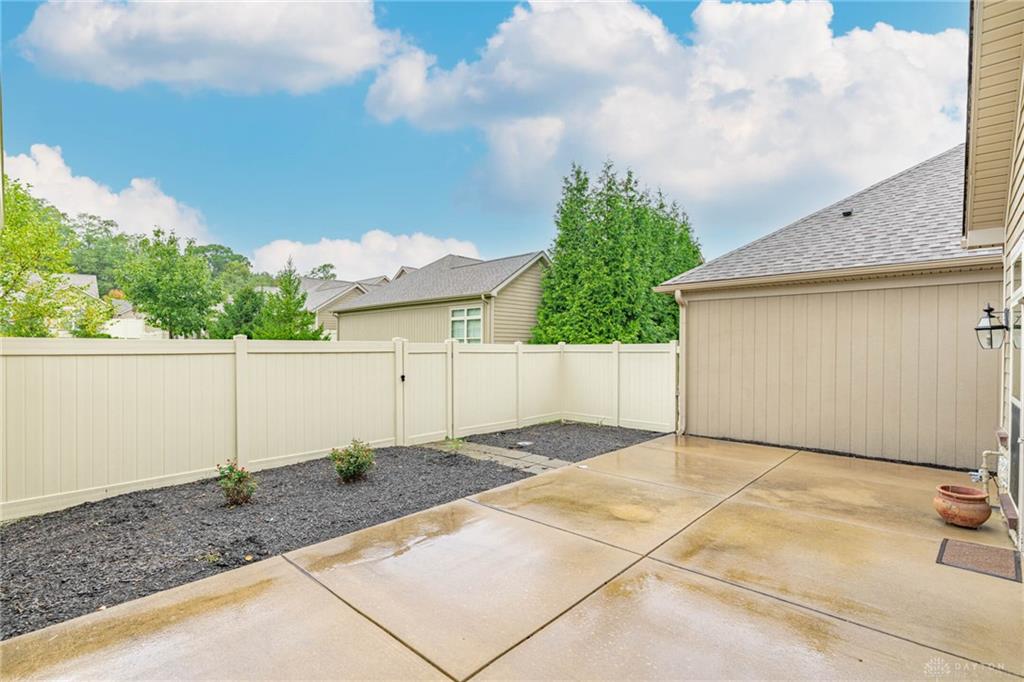 2795 Silver Maple Property Photo 24