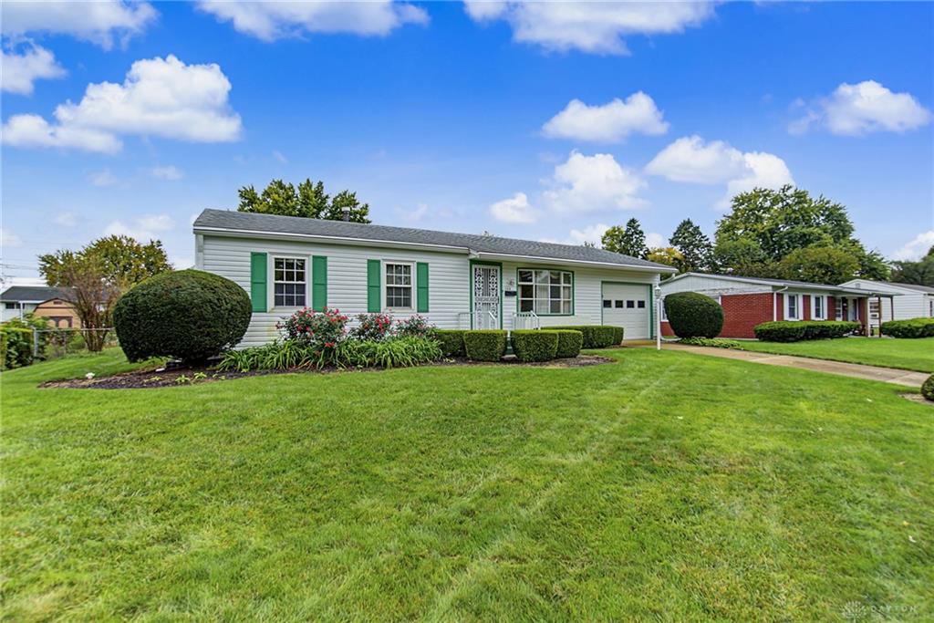 109 Delcourt Property Photo 1