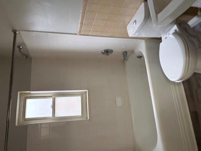 2351 Tytus Property Photo 8