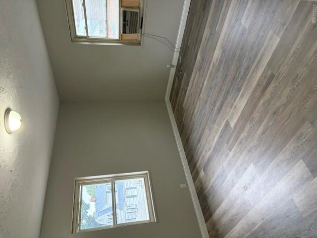 2351 Tytus Property Photo 9