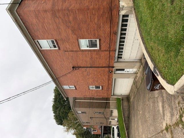 2351 Tytus Property Photo 12