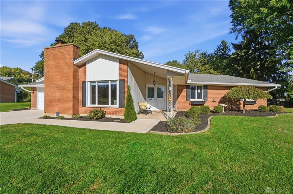 2231 Brookpark Property Photo 1