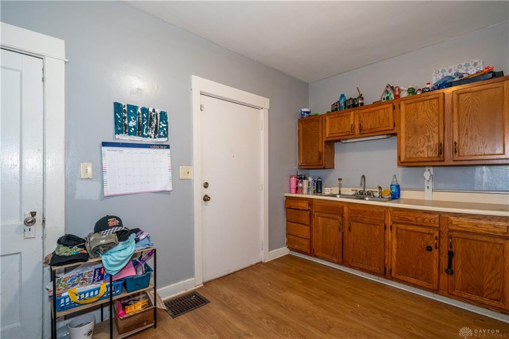 1713-1715 Mack Property Photo 20