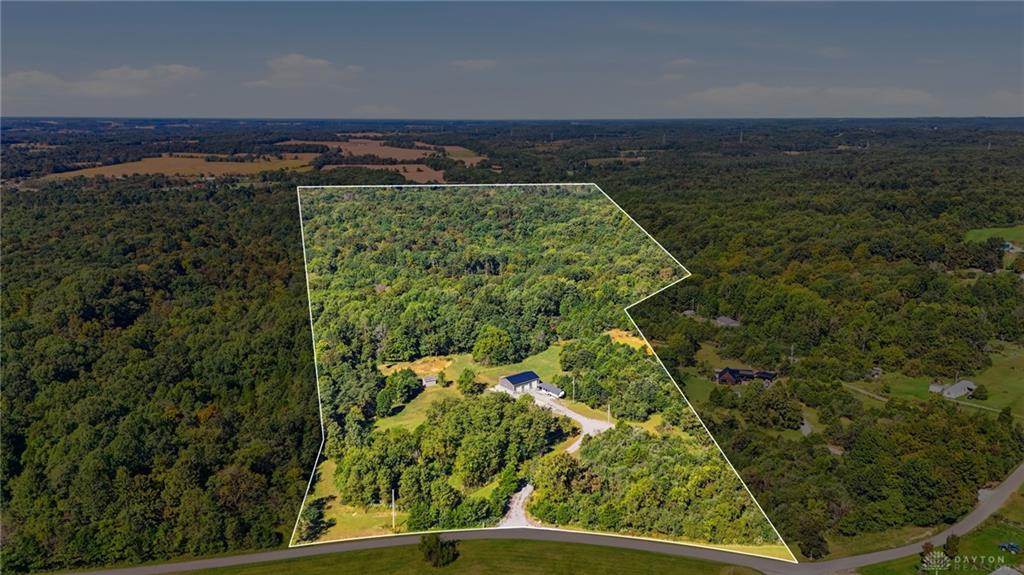 1318 Greenbrier Property Photo 2