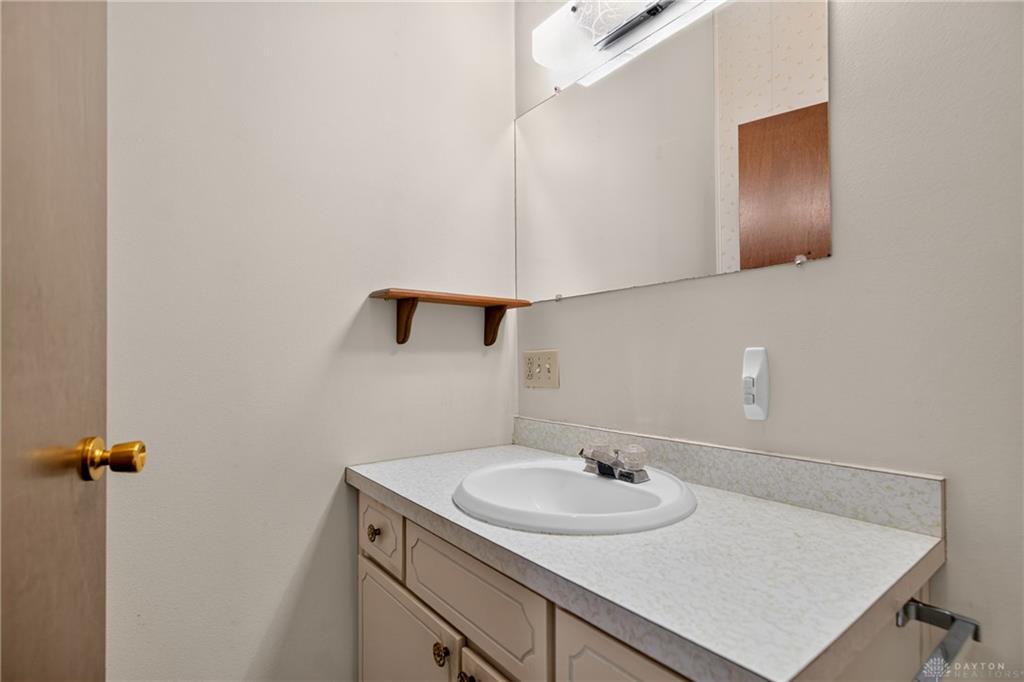 210 Elic Property Photo 27