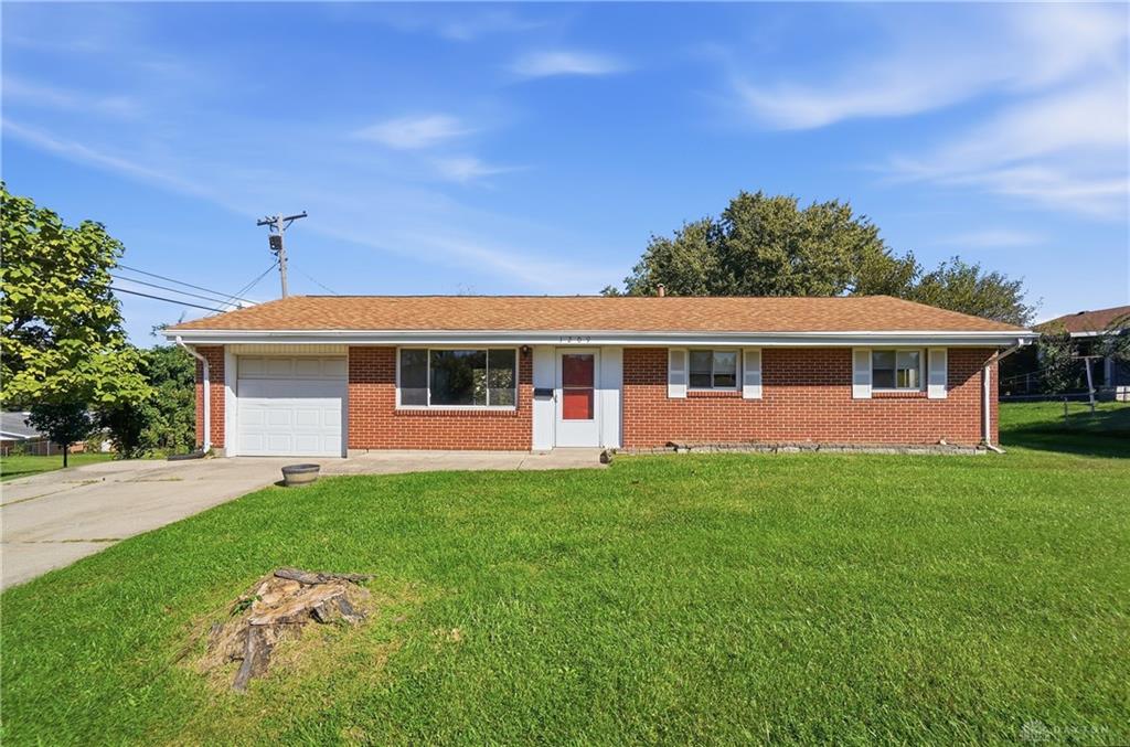 1209 Hastings