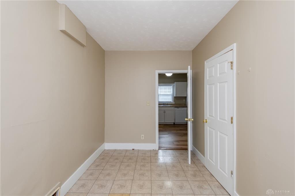 608 E Canal Property Photo 17