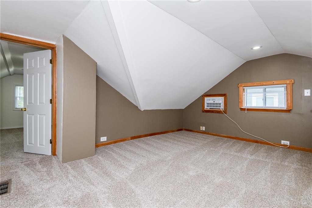 608 E Canal Property Photo 26