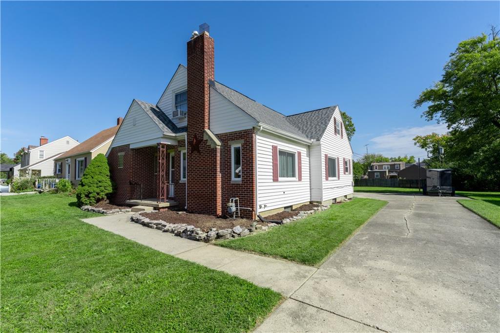2420 Shawnee