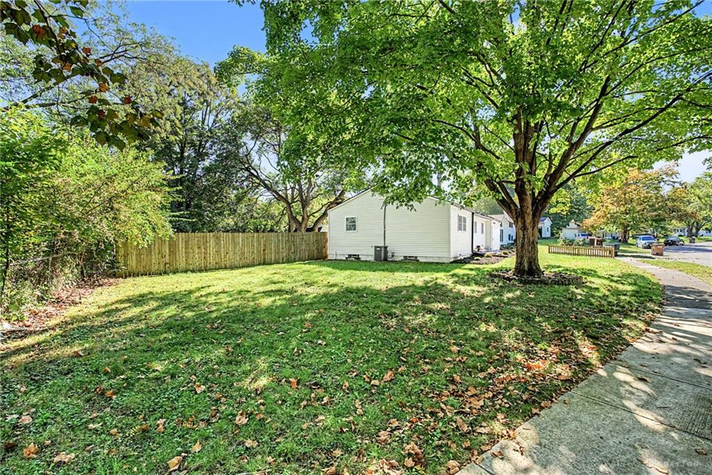 1904 Hazel Property Photo 5