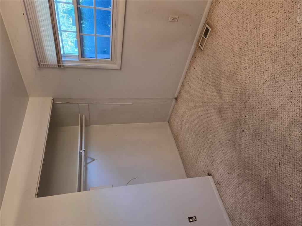 641 Skyles Property Photo 11