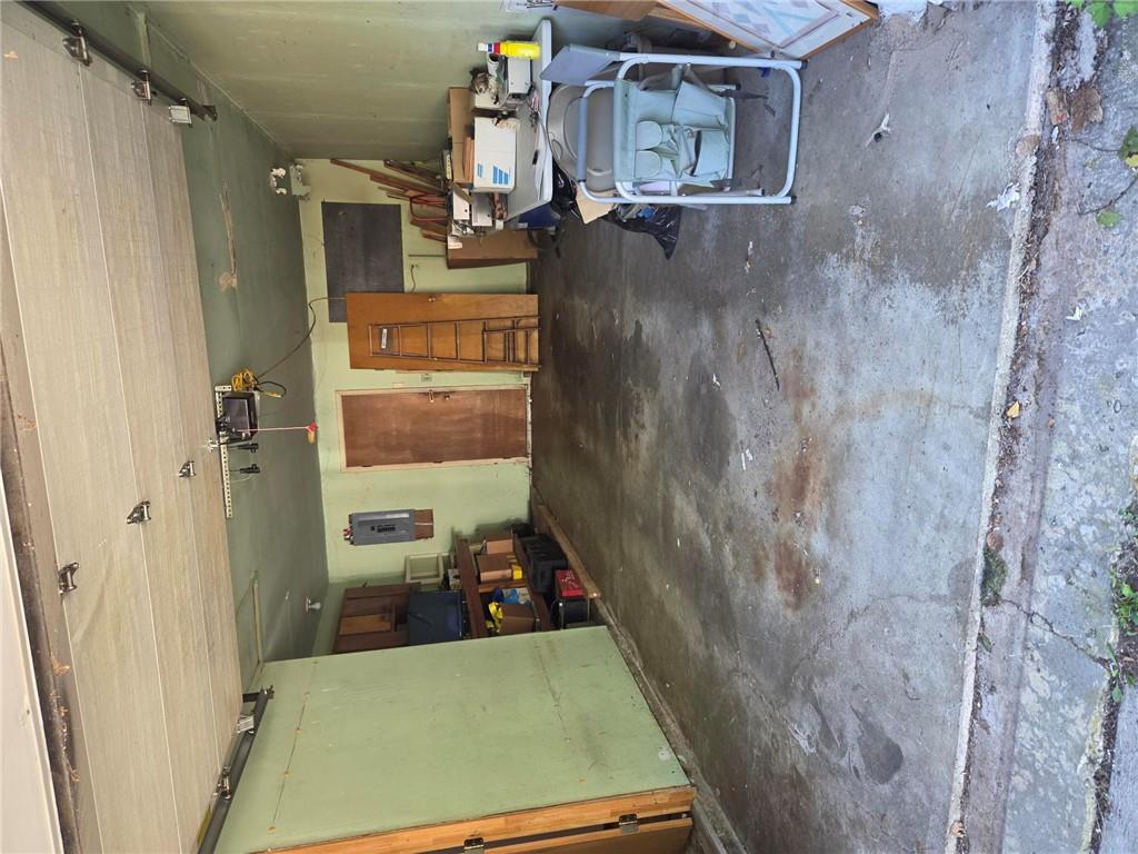 641 Skyles Property Photo 16