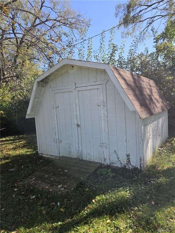 641 Skyles Property Photo 21