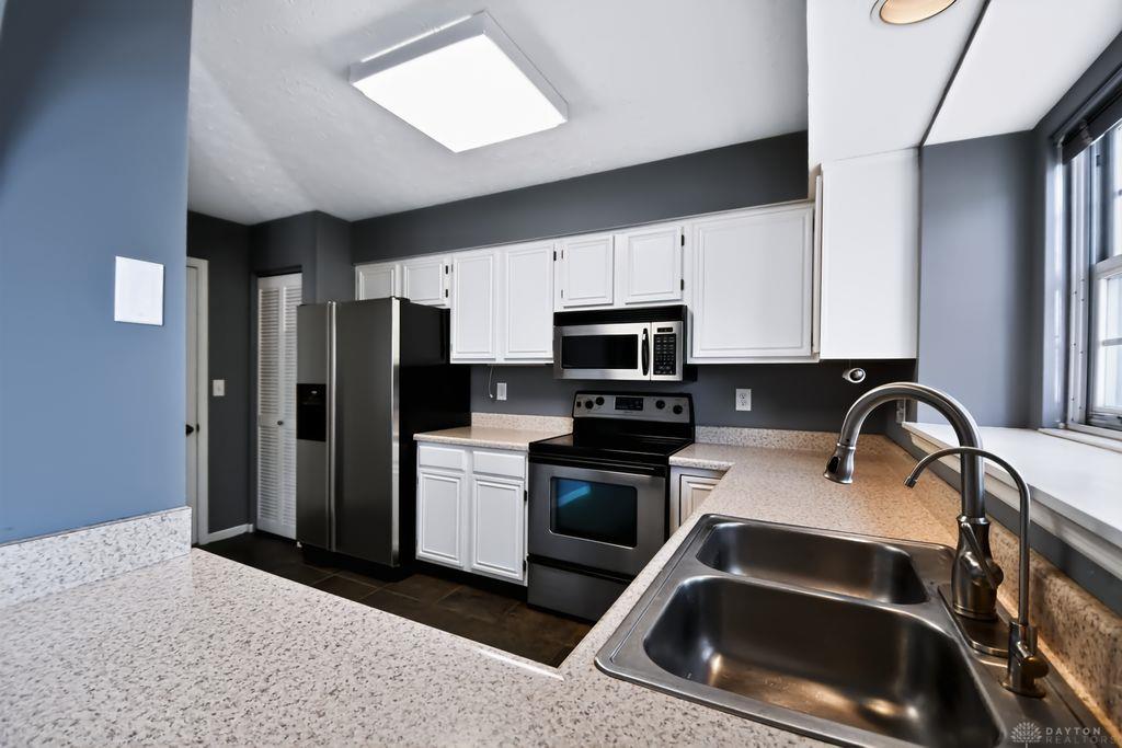 6715 Cedar Cove Property Photo 10