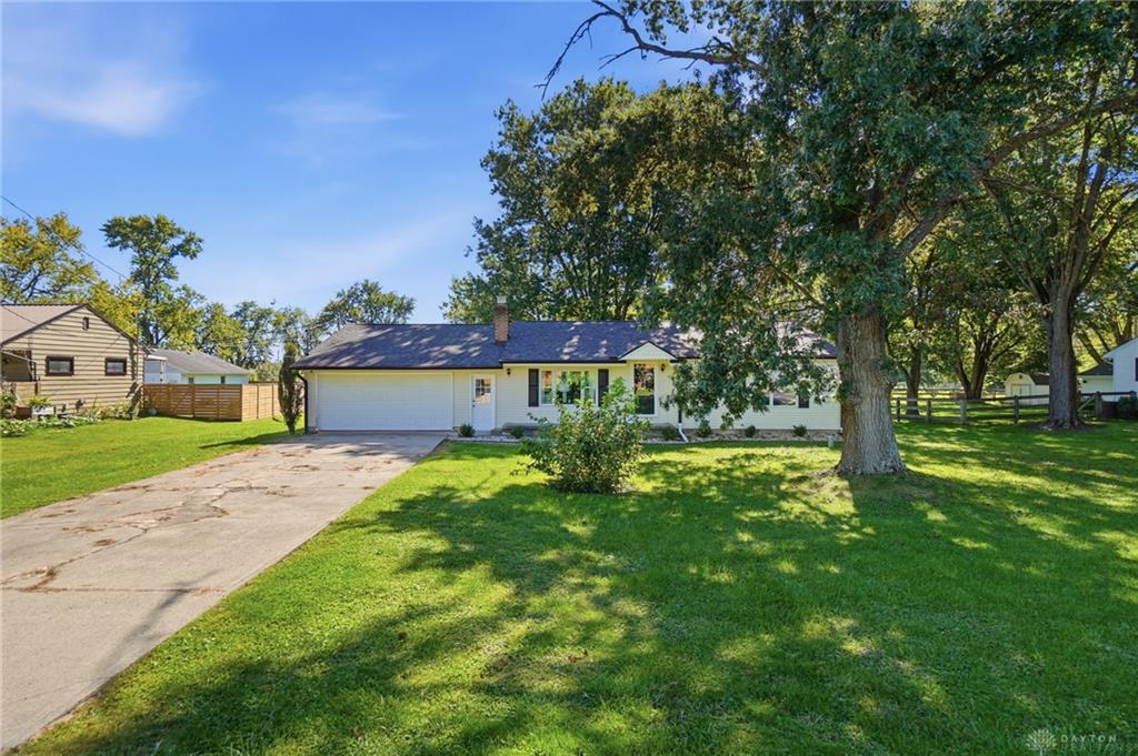 2596 Lefevre Property Photo 2