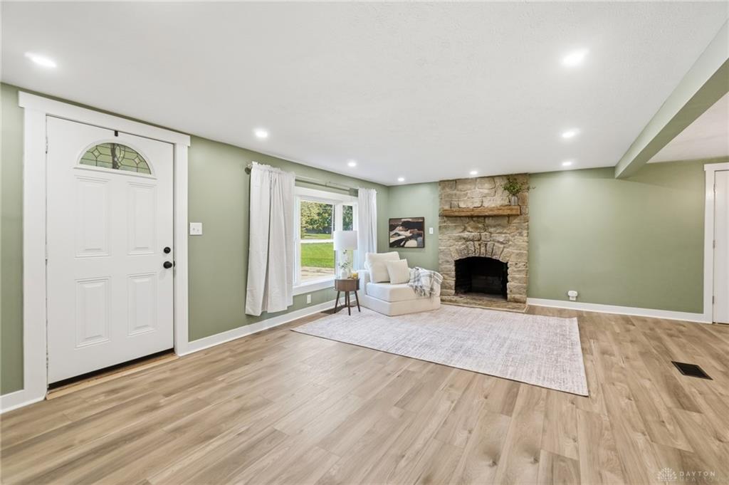 2596 Lefevre Property Photo 6