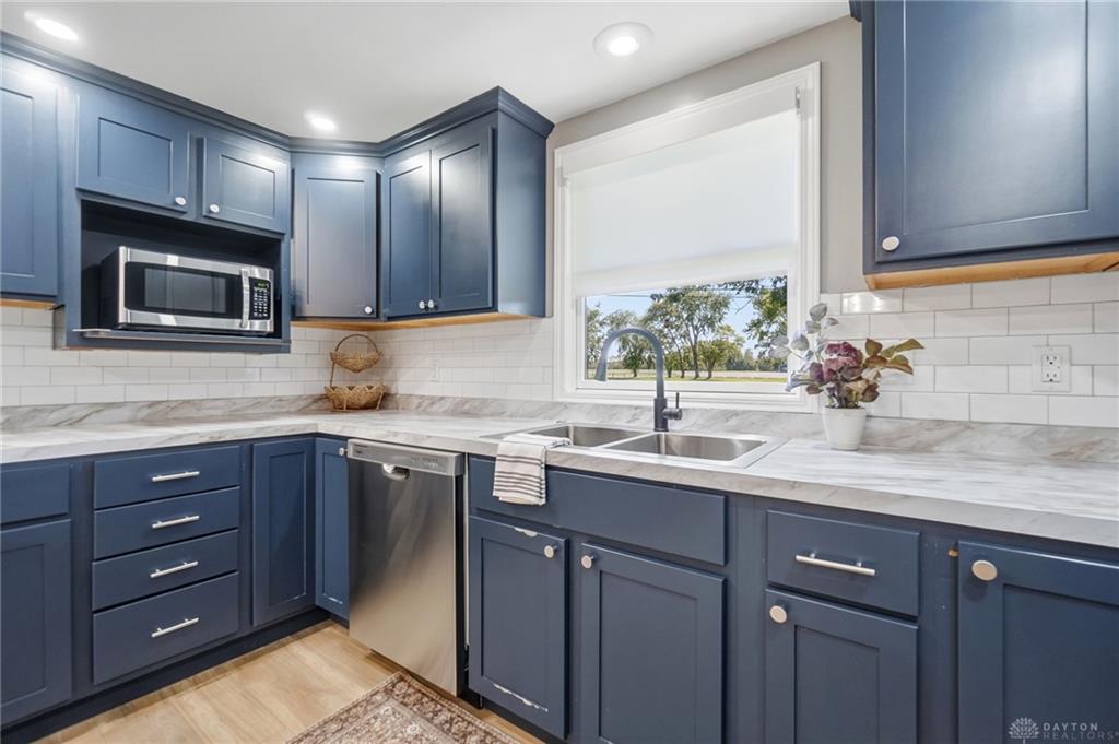 2596 Lefevre Property Photo 24
