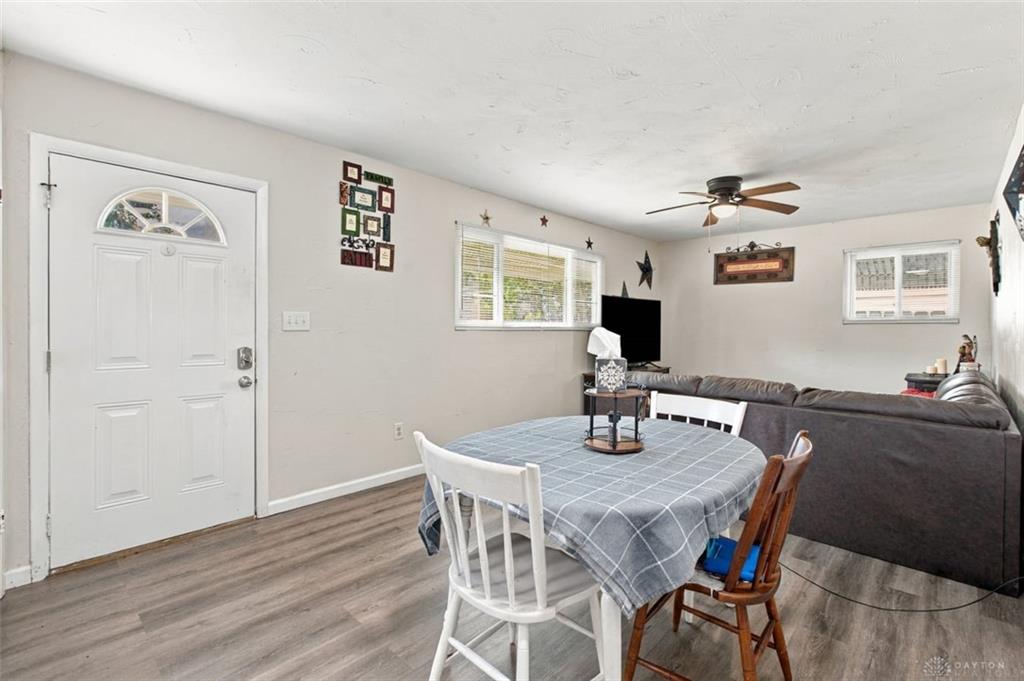 5027 Hackett Property Photo 4