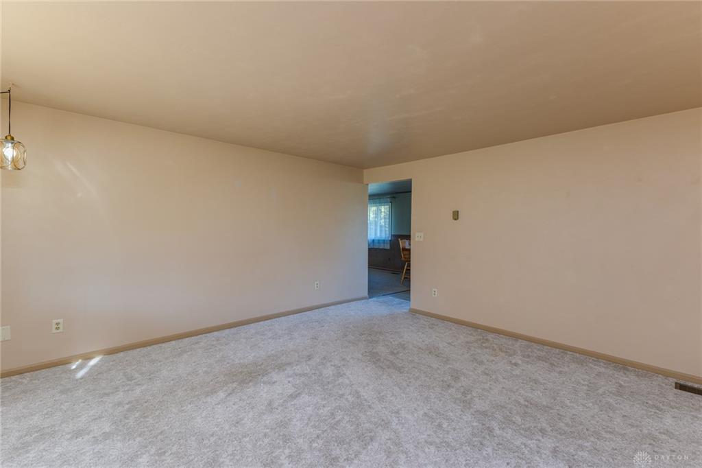 15 Windmere Property Photo 16
