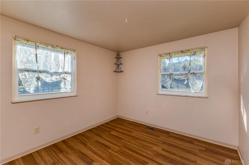 15 Windmere Property Photo 29