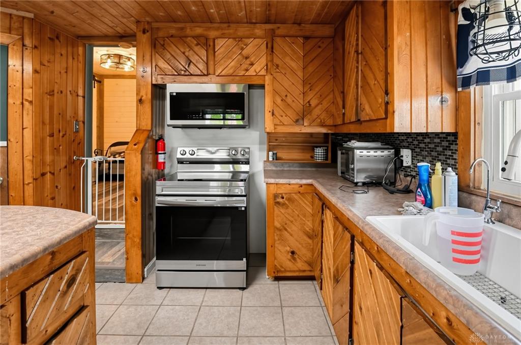 3383 E Snodgrass Property Photo 12