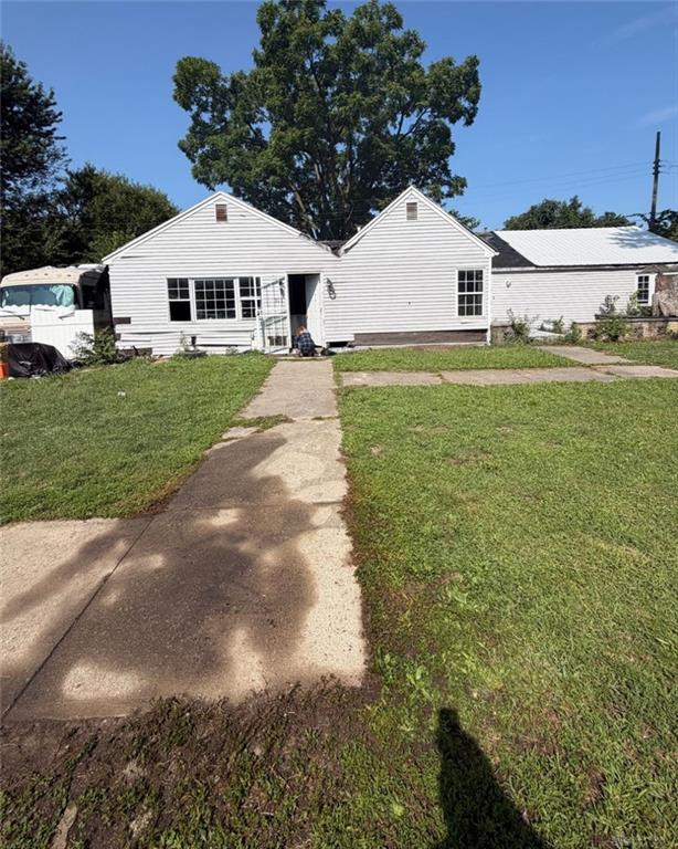 121 Lawncrest