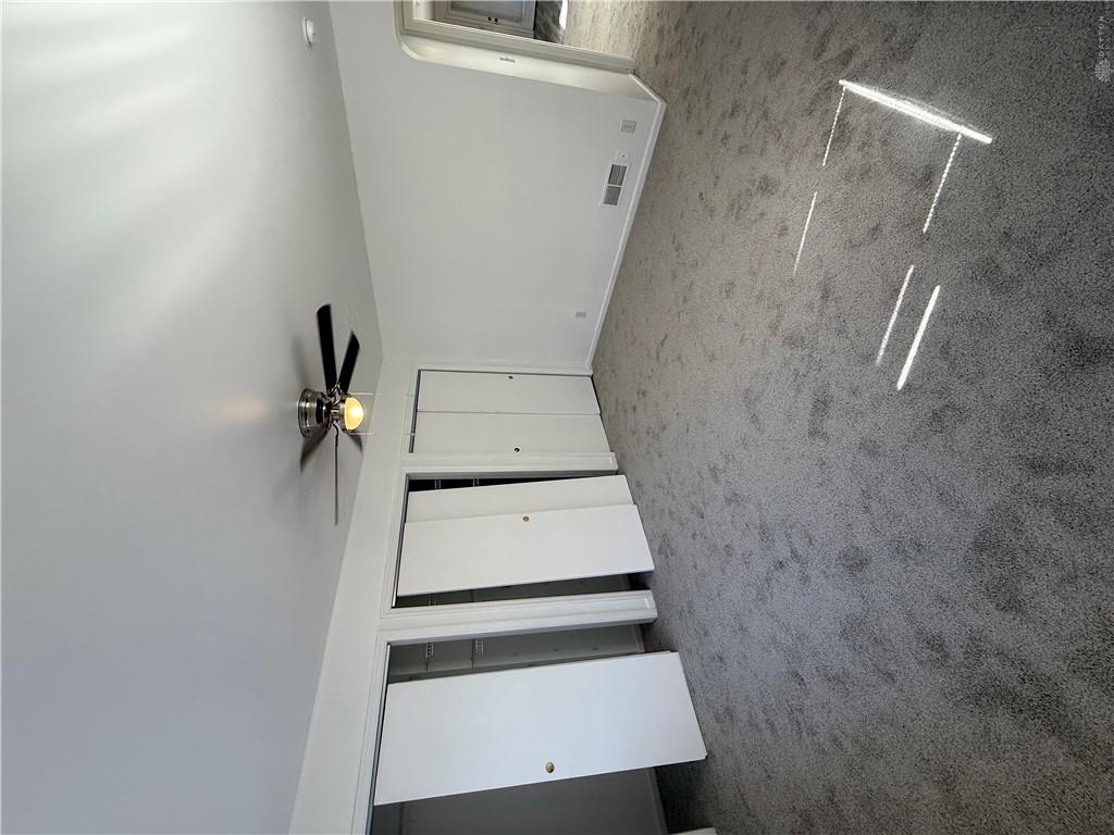 1118 Seton Property Photo 17