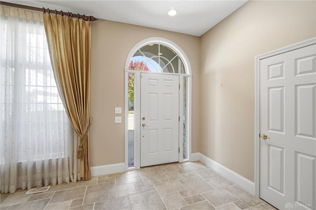 1016 Wedgestone Property Photo 12