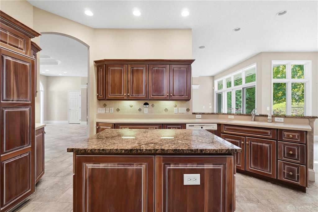 1016 Wedgestone Property Photo 34