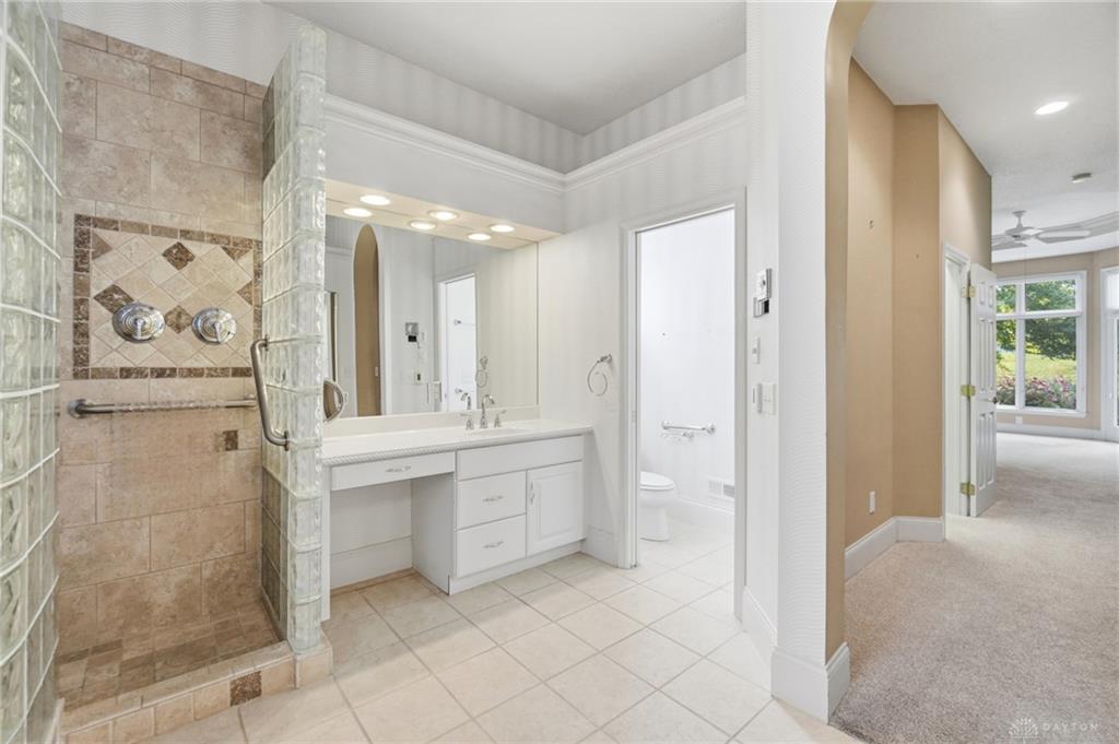 1016 Wedgestone Property Photo 49