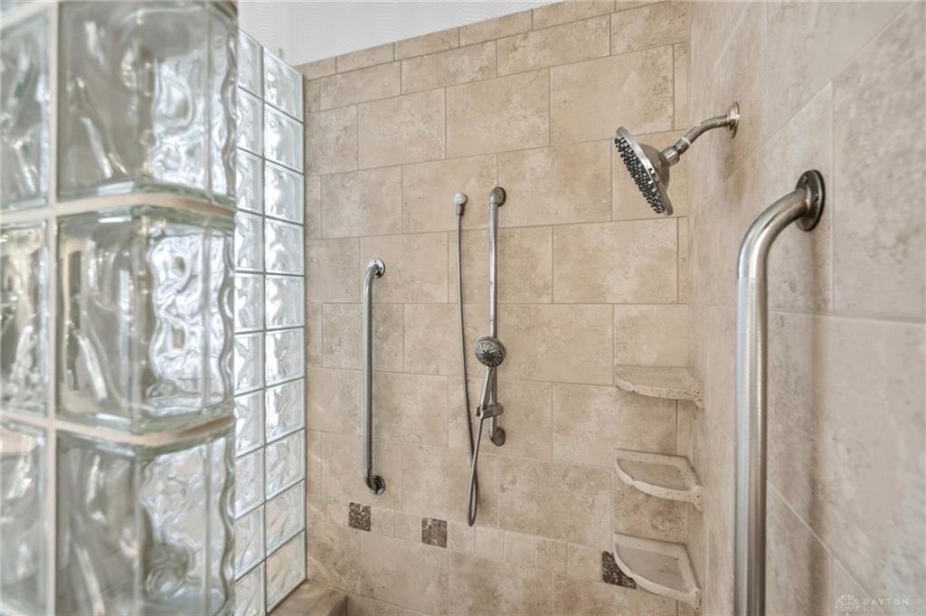 1016 Wedgestone Property Photo 54