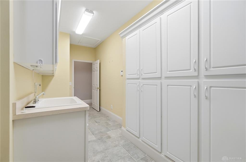 1016 Wedgestone Property Photo 59