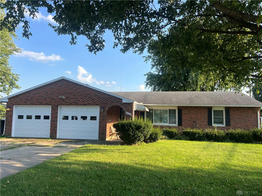 402 E Water