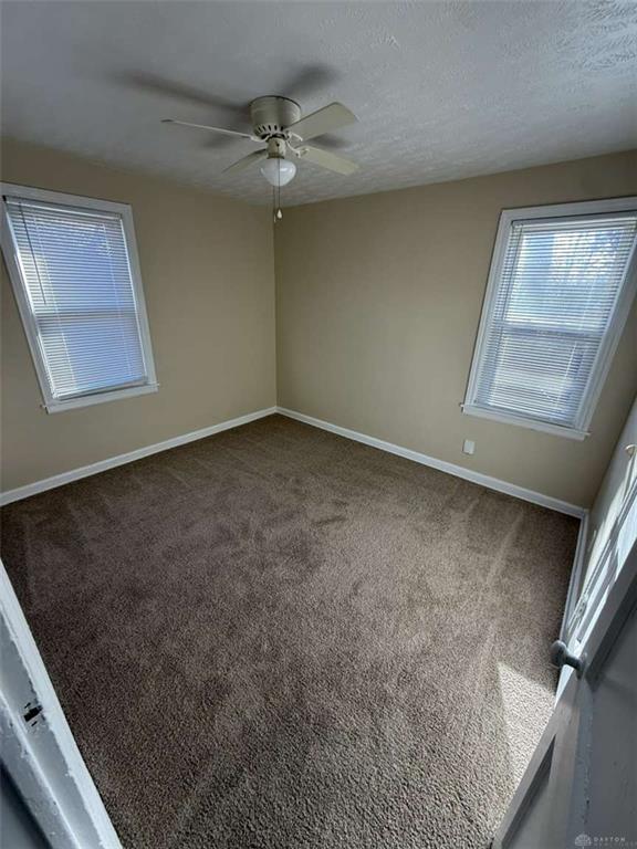 422 E Bruce Property Photo 14