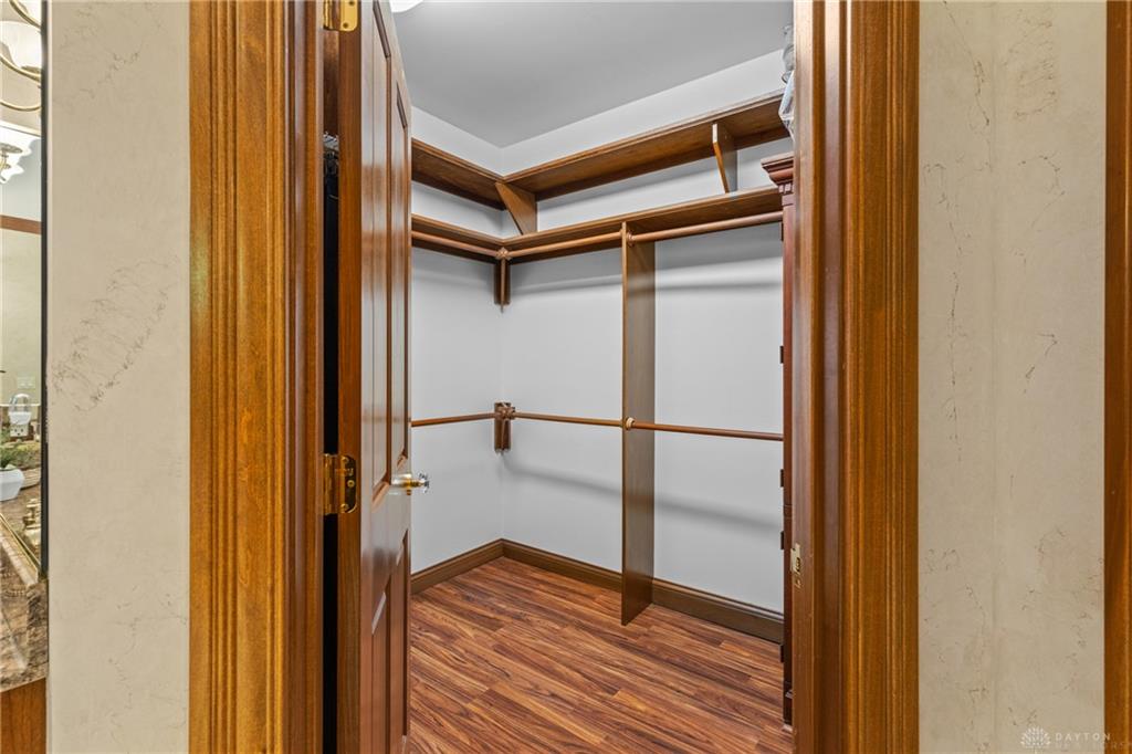 2049 Plumb Property Photo 42