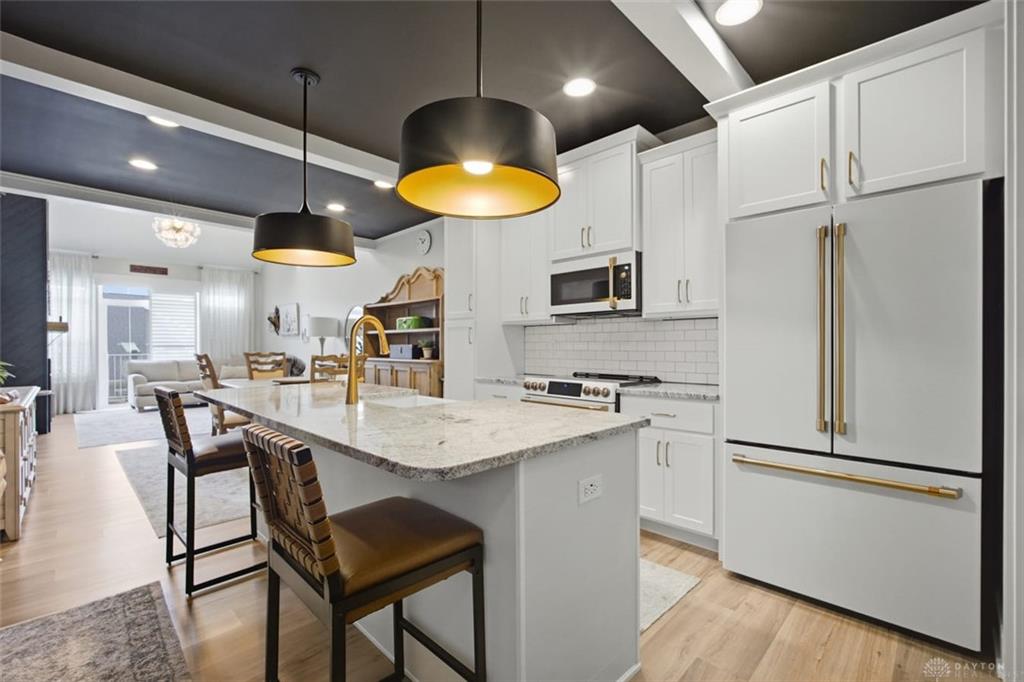 605 Cape Cod Property Photo 10