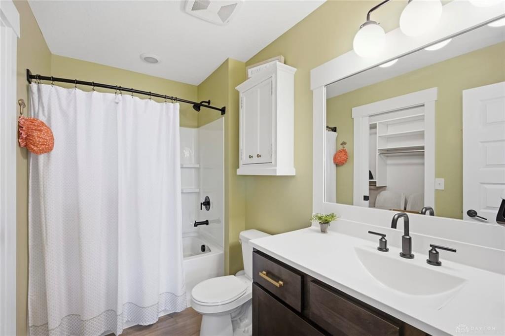 605 Cape Cod Property Photo 28