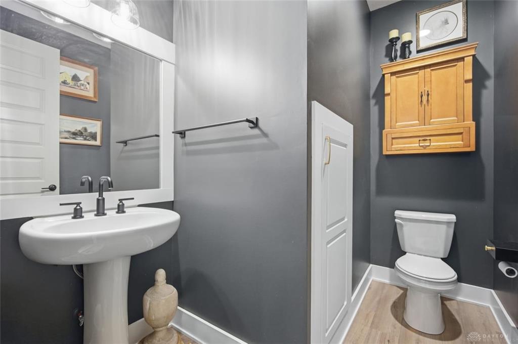 605 Cape Cod Property Photo 30