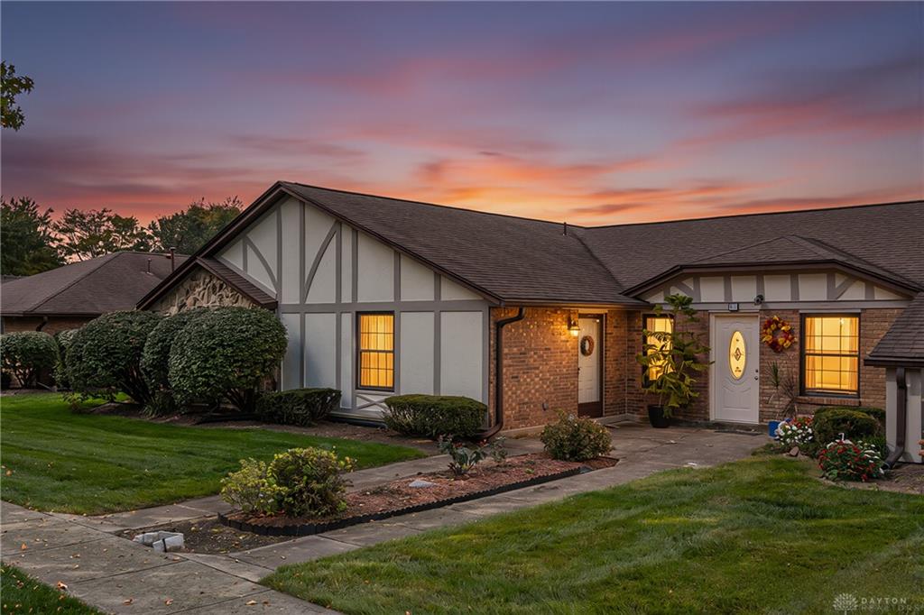 846 Pine Needles Property Photo 2