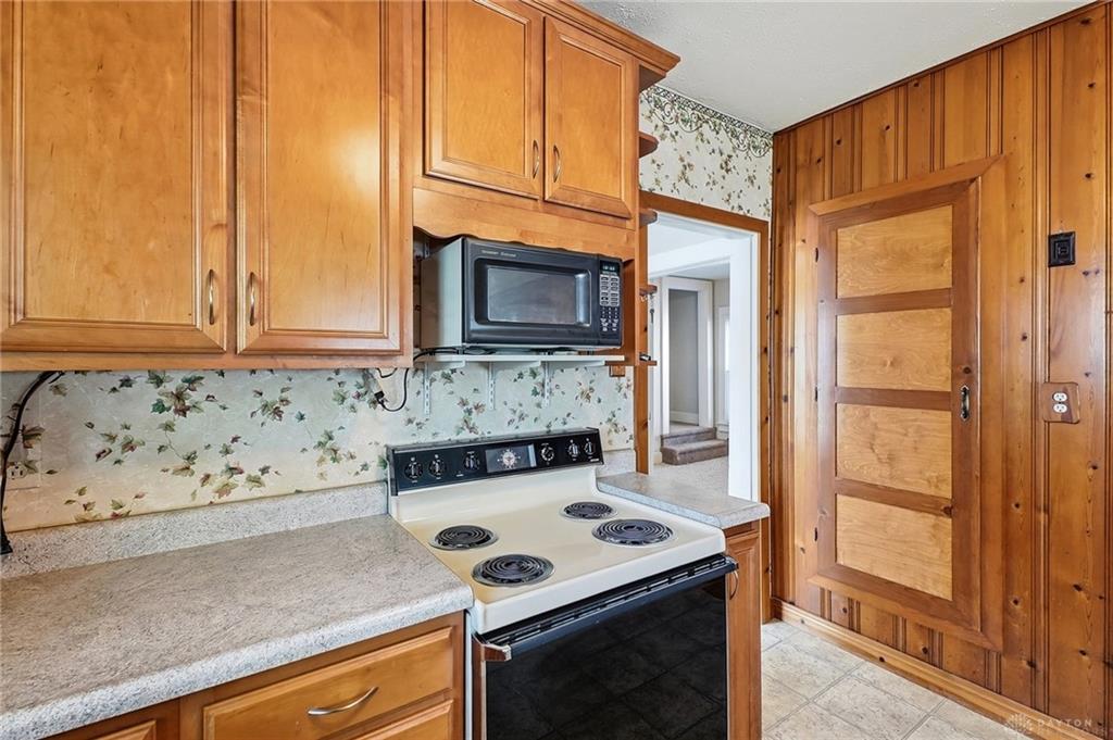 705 Willard Property Photo 9