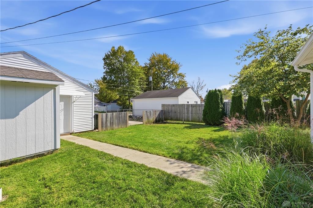 705 Willard Property Photo 24