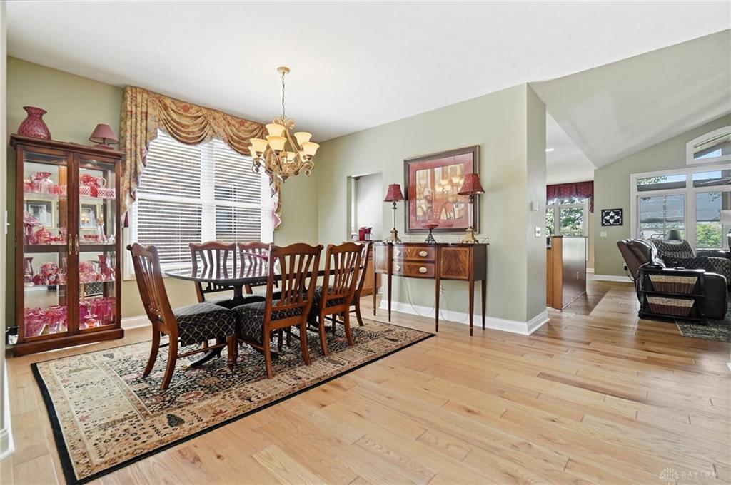 837 Eagle Run Property Photo 4