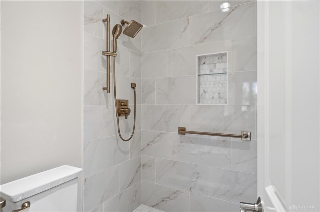 837 Eagle Run Property Photo 49